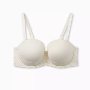 Torrid Women’s Size 42C While Bombshell Everyday Strapless Push Up  Bra